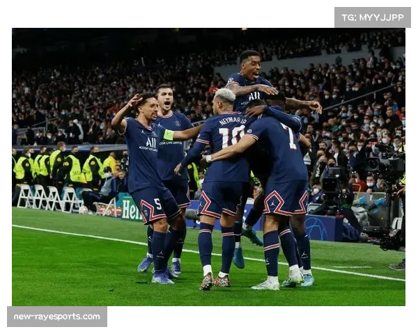 巴黎圣日耳曼公布欧冠次回合大名单，姆巴佩在列